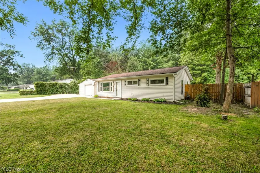 14554 Plum Creek Drive, Columbia Station, OH 44028 - #2