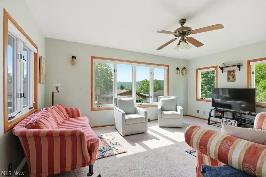 1114 Fiesta Sw Road, Dellroy, OH 44620 - #3
