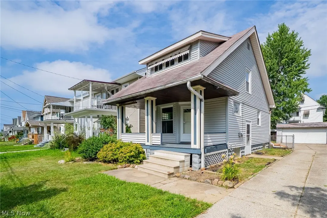1563 Cordova Avenue, Lakewood, OH 44107 - #1