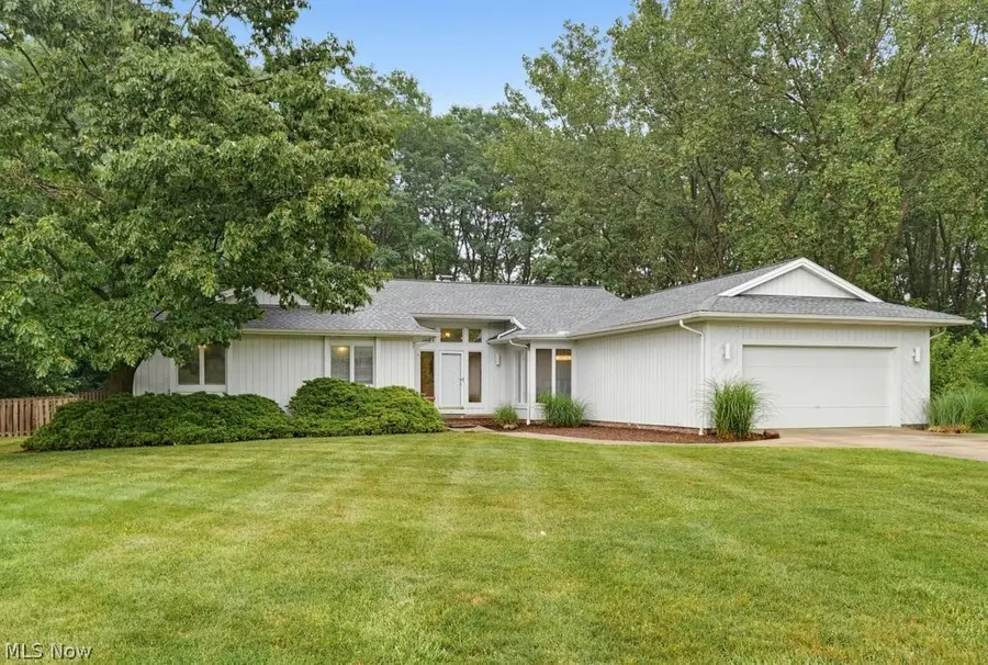28653 Estates Court, Solon, OH 44139 - #2