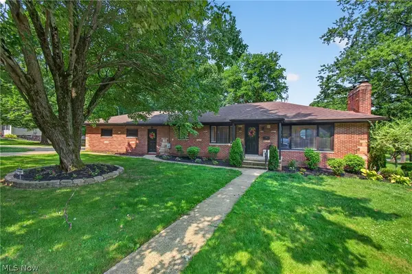 488 Strader Road, Akron, OH 44305