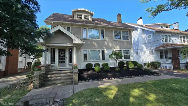 13832-34 Clifton Boulevard, Lakewood, OH 44107