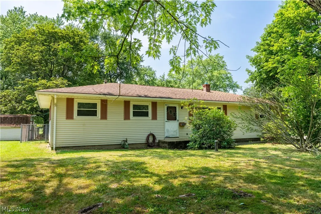 7101 Pinecrest Ne Street, Canton, OH 44721 - #1