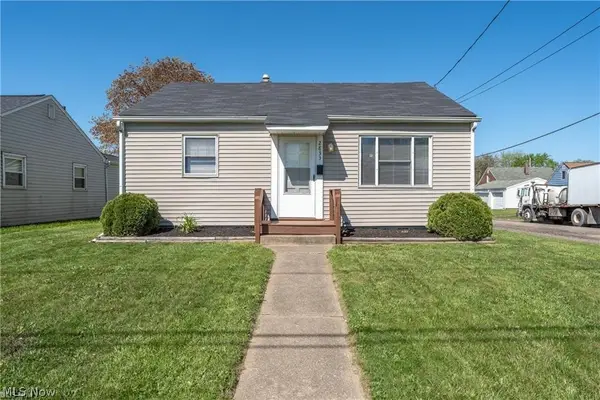 2833 Ellis Ne Avenue, Canton, OH 44705