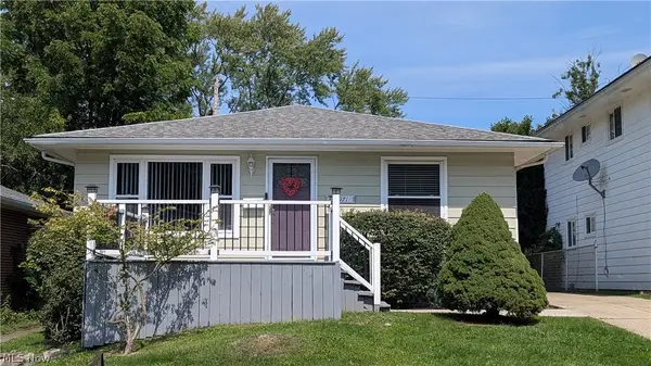18971 Nitra Avenue, Maple Heights, OH 44137