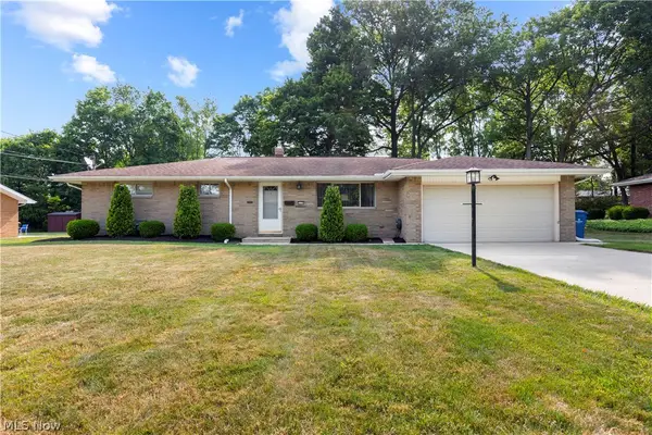 5139 Evergreen Drive, North Olmsted, OH 44070