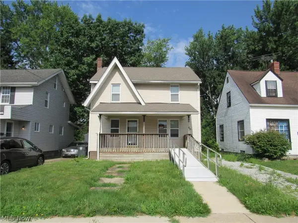 700 Glendora Avenue, Akron, OH 44320