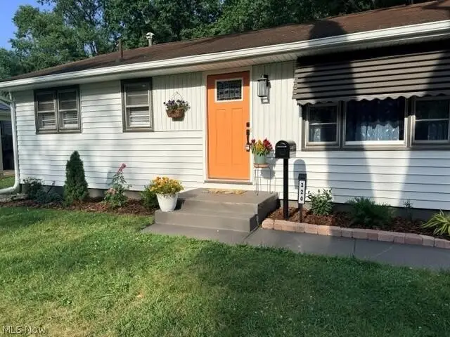 320 Elizabeth Sw Avenue, Massillon, OH 44646 - #2