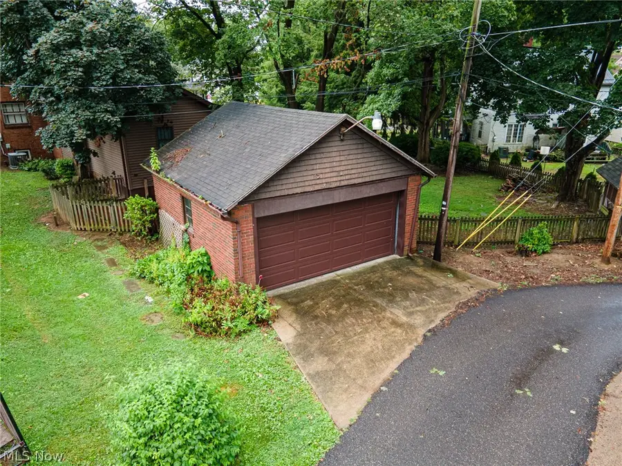 1518 Prospect Street, Coshocton, OH 43812 - #3