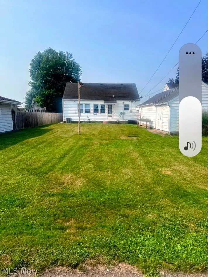 208 E Union Avenue, West Lafayette, OH 43845 - #2