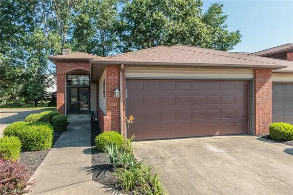 5211 Parkhurst Drive, Sheffield Village, OH 44054