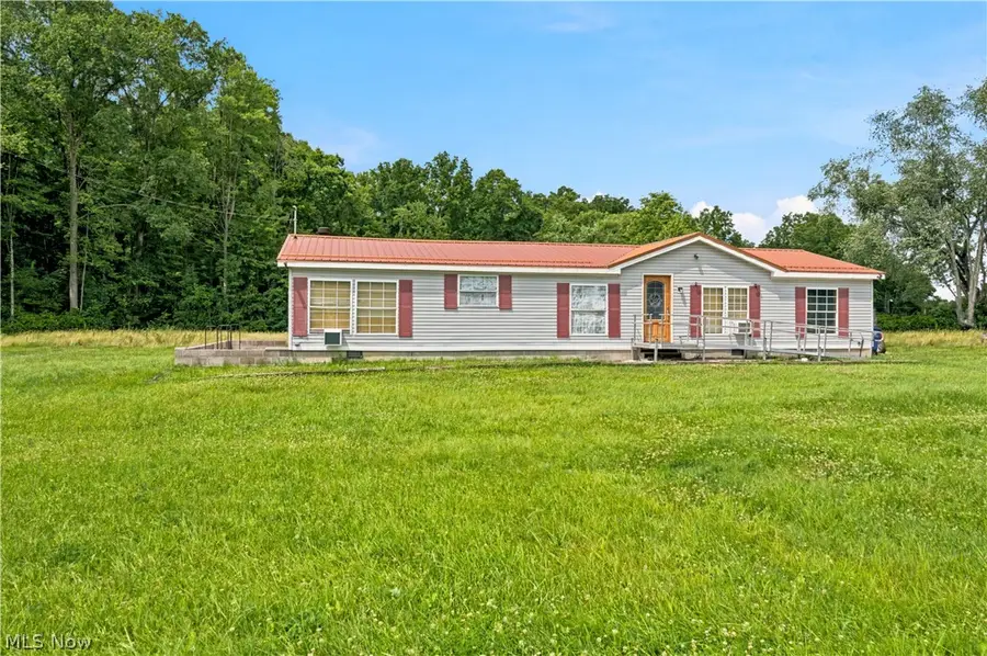 17366 Wick Avenue, Lake Milton, OH 44429 - #2