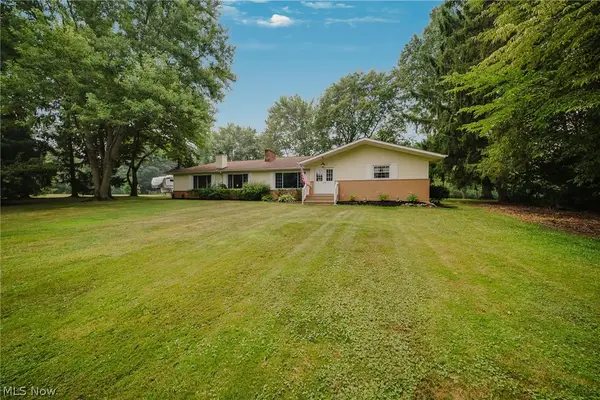 5824 Hartneck Road, Valley City, OH 44280