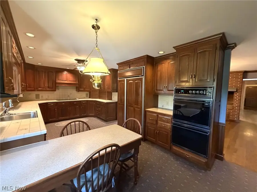 3883 Croydon Nw Drive, Canton, OH 44718 - #2