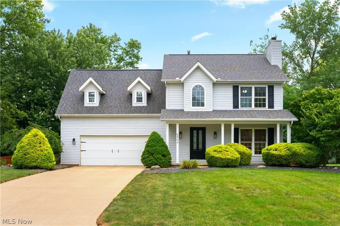 5944 University Heights Nw Circle, North Canton, OH 44720 - #1