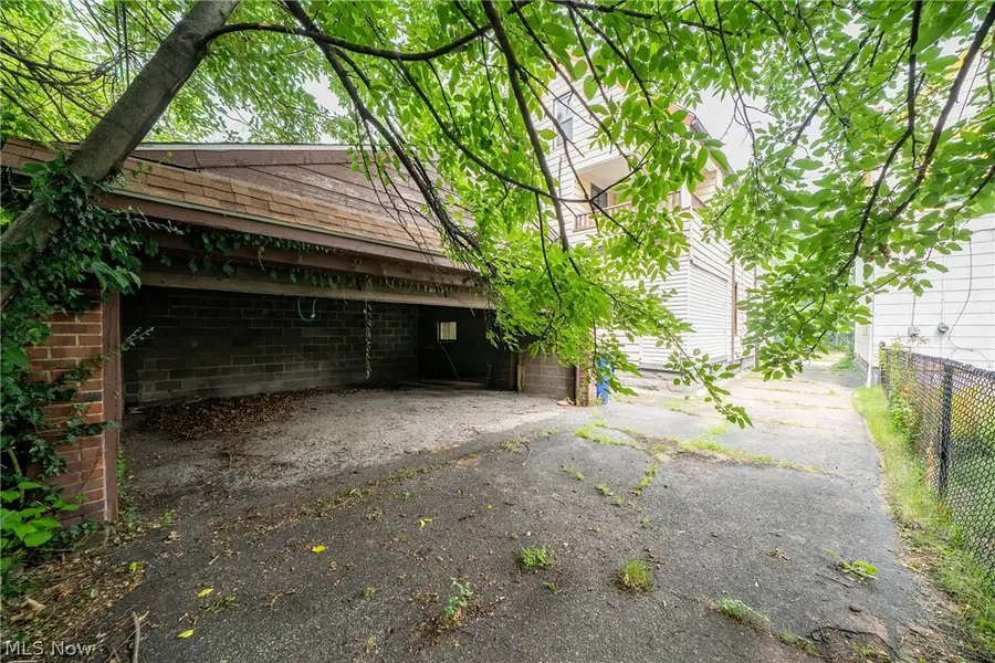 2250 E 86th Street, Cleveland, OH 44106 - #3