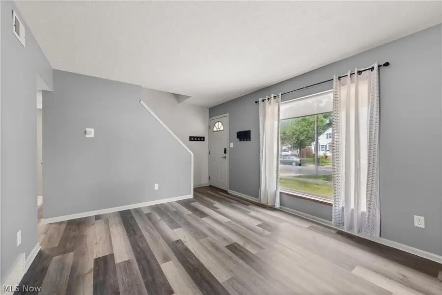 3883 Brookside Boulevard, Cleveland, OH 44111 - #2