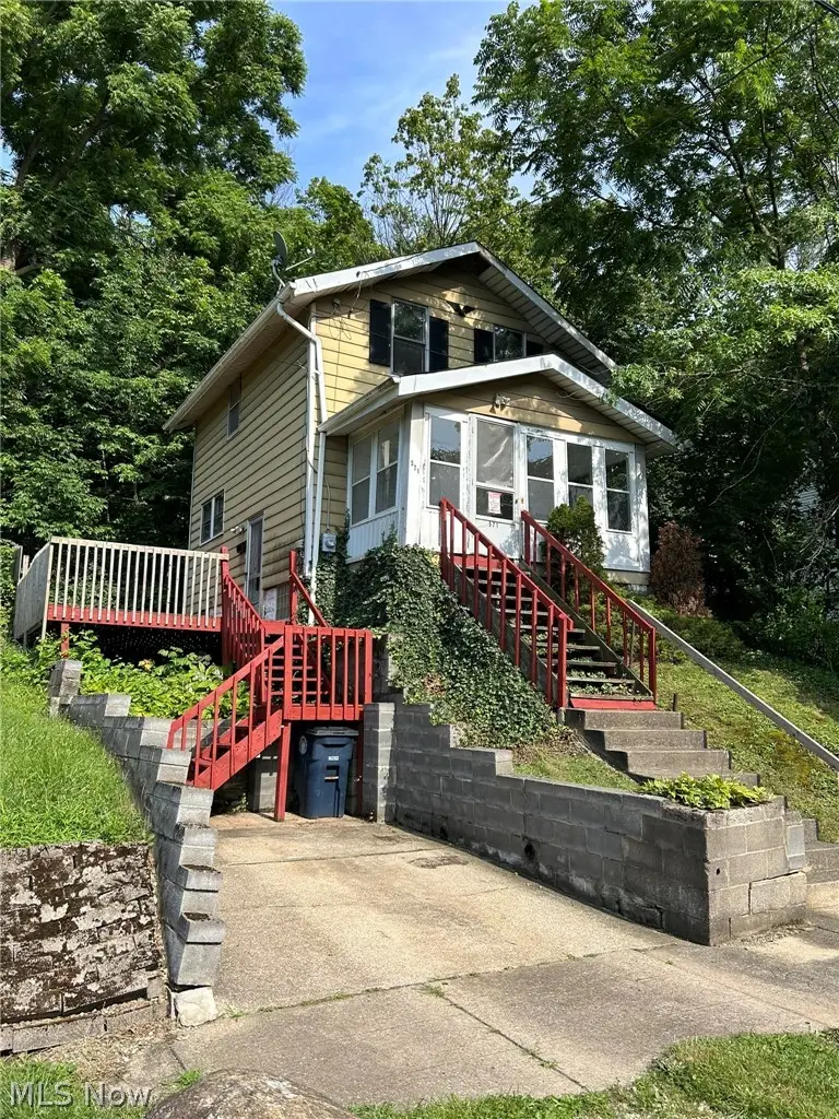 571 Bertha Avenue, Akron, OH 44306 - #1