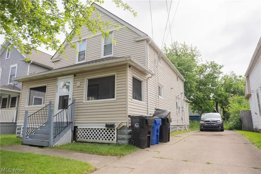 3247 W 56th Street, Cleveland, OH 44102 - #2