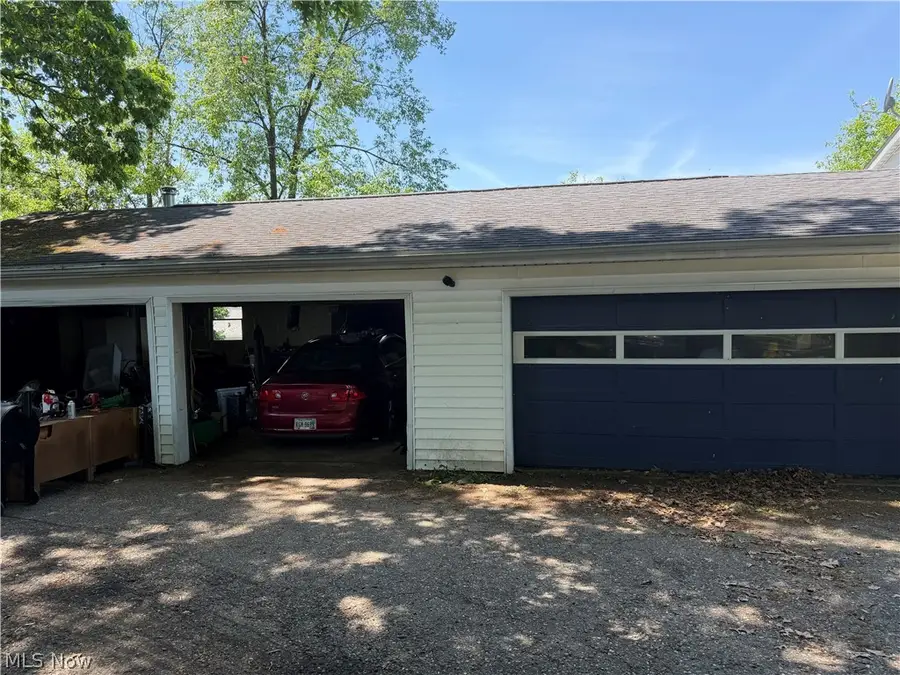 327 Cayuga Nw Avenue, Canton, OH 44708 - #2