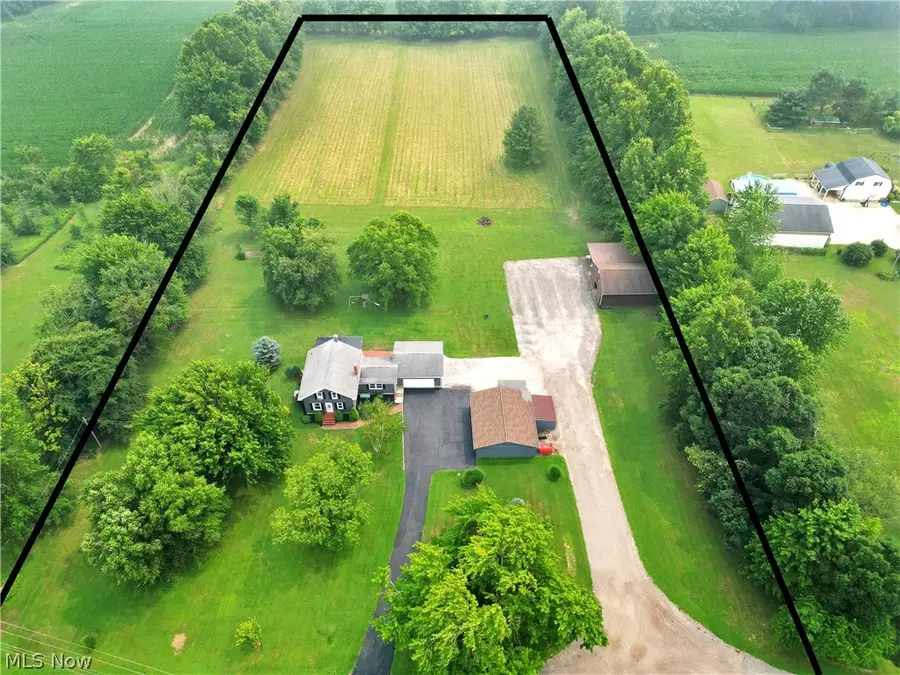 4190 Gardner Barclay Road, Farmdale, OH 44417 - #2