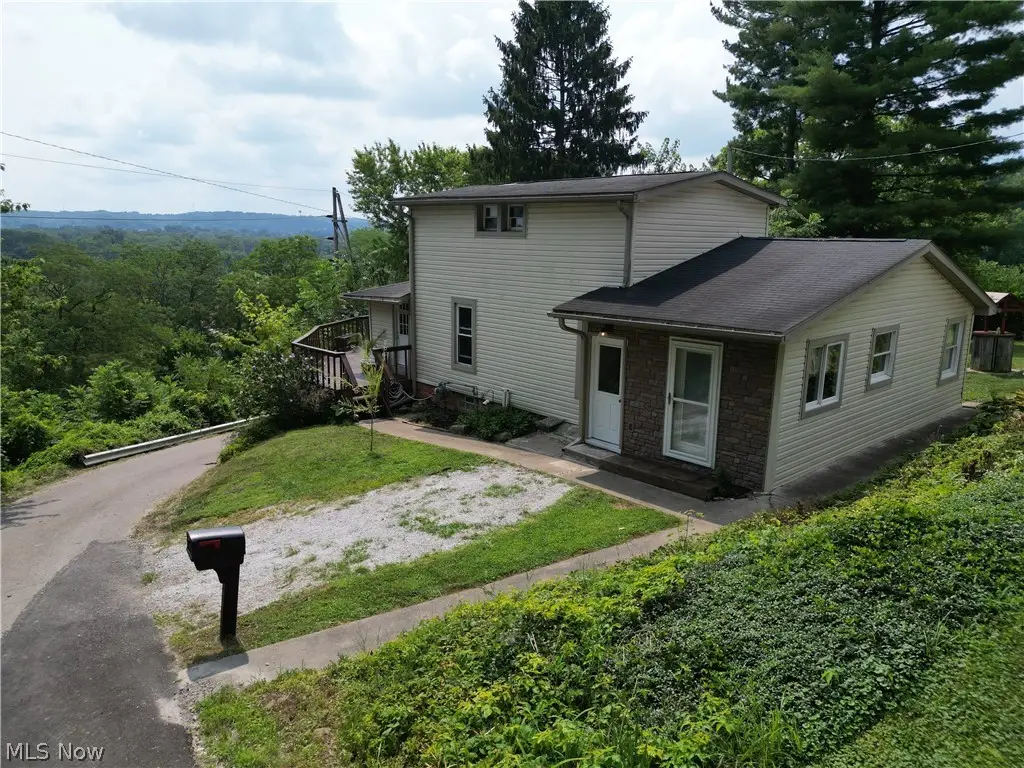 713 Grace Avenue, Coshocton, OH 43812 - #1