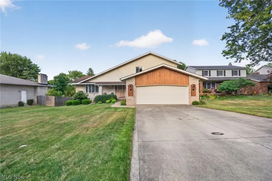 7171 Rustic Oval, Seven Hills, OH 44131 - #2