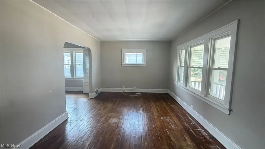4143 E 142nd Street, Cleveland, OH 44128 - #2