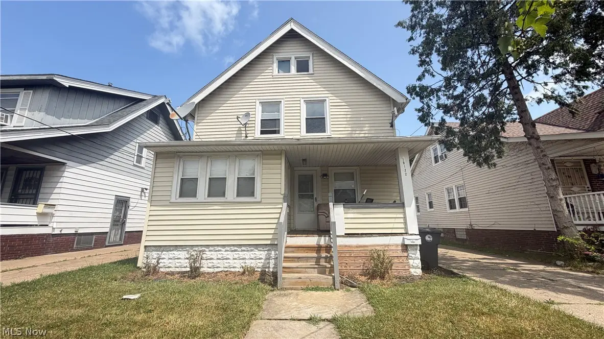 10122 Loretta Avenue, Cleveland, OH 44111 - #1