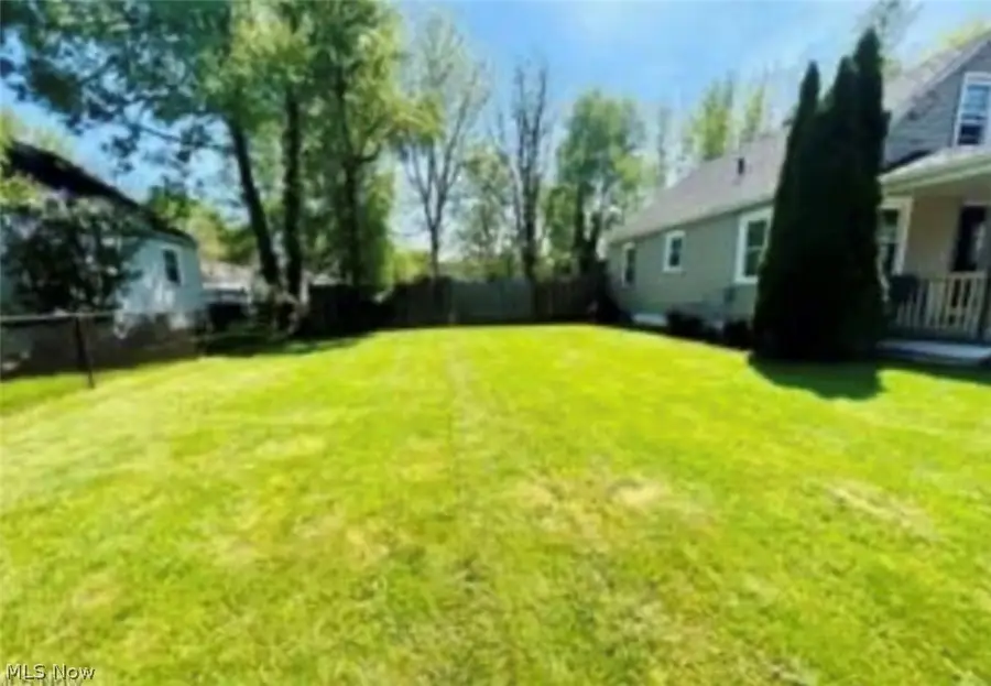 2322 21st Ne Street, Canton, OH 44705 - #2