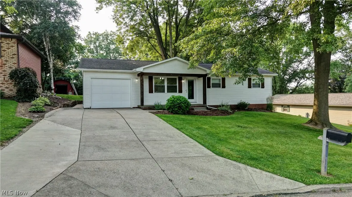 403 Engadine Sw Court, Sugarcreek, OH 44681 - #1