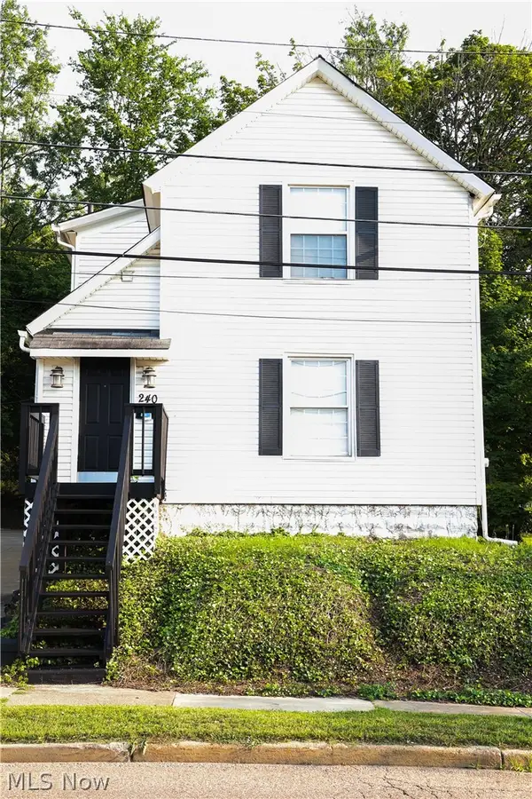 240 E Miller Avenue, Akron, OH 44301