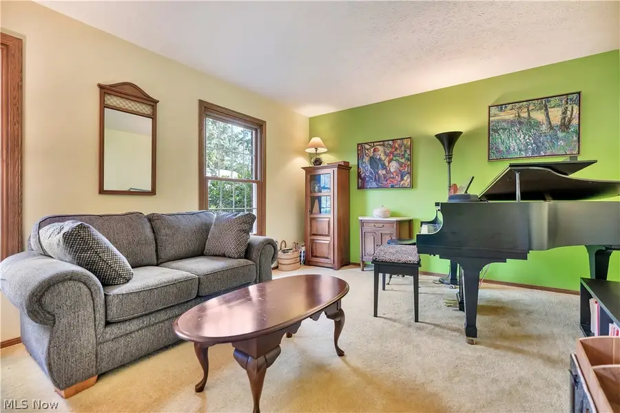 509 Park Ridge Drive, Munroe Falls, OH 44262 - #3
