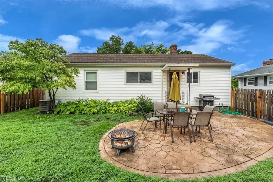 3659 W 232 Street, North Olmsted, OH 44070 - #2