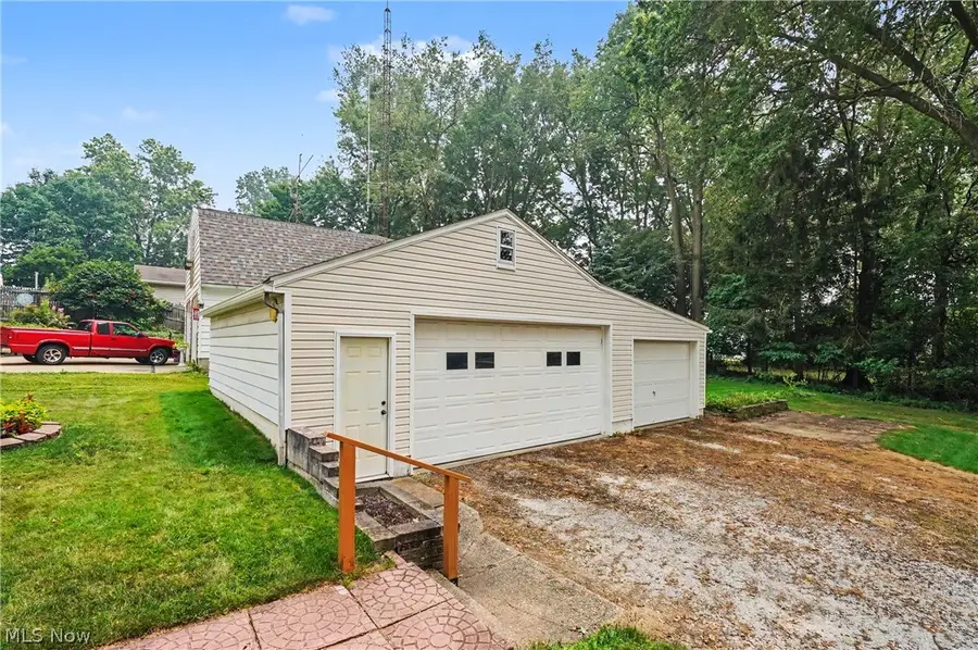 508 Loomis Avenue, Cuyahoga Falls, OH 44221 - #2