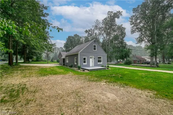 2190 Lake Road, Akron, OH 44312