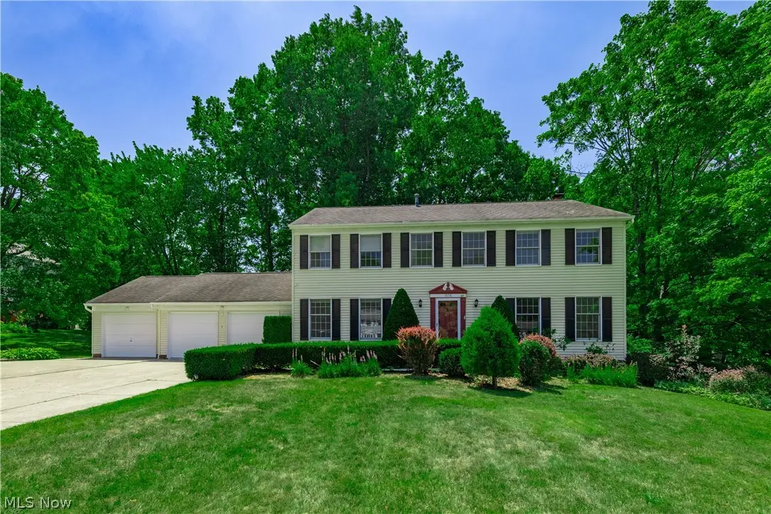 1058 Riverview Drive, Macedonia, OH 44056 - #1