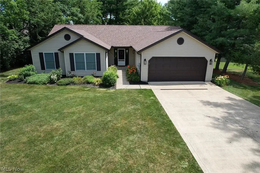 1091 Evening Star Drive, Roaming Shores, OH 44085 - #2