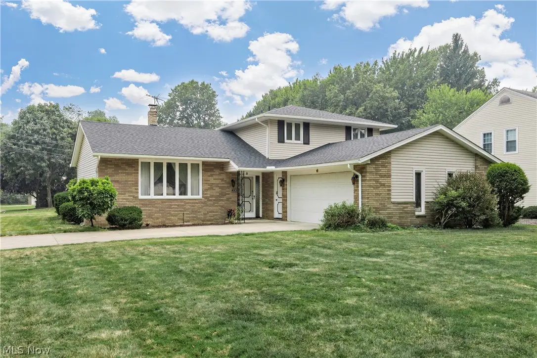 5134 Hickory Drive, Lyndhurst, OH 44124 - #1