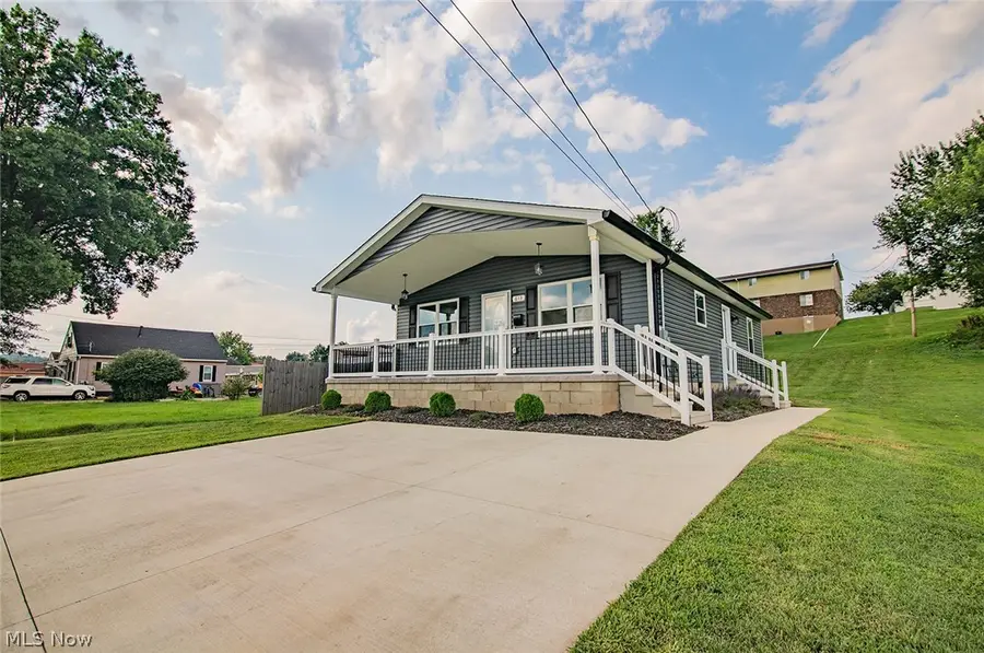 613 21st Street, Vienna, WV 26105 - #2