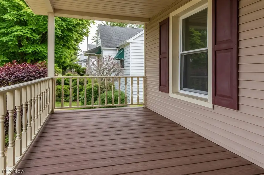 1612 Fruitland Avenue, Mayfield Heights, OH 44124 - #3