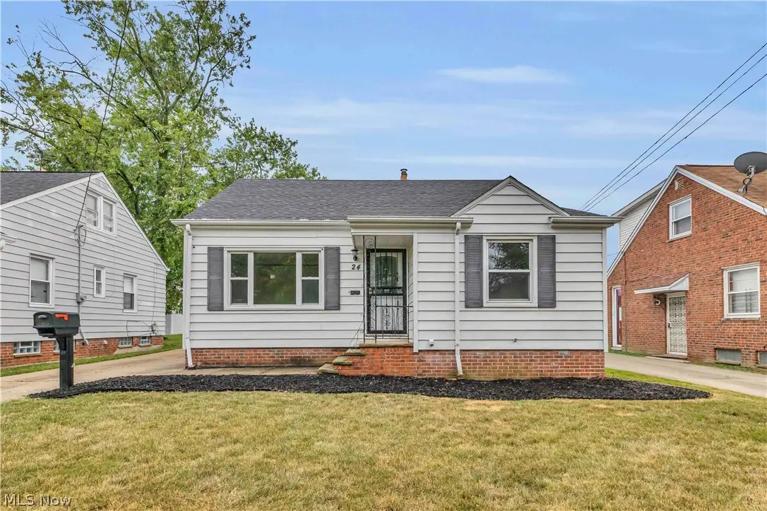 24 Leyton Road, Bedford, OH 44146 - #1