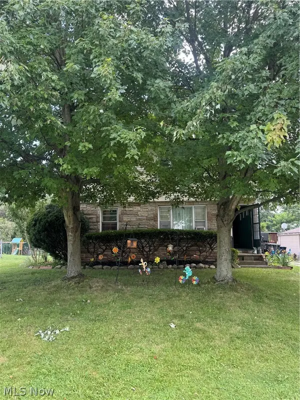 2424 Triplett Boulevard, Akron, OH 44312