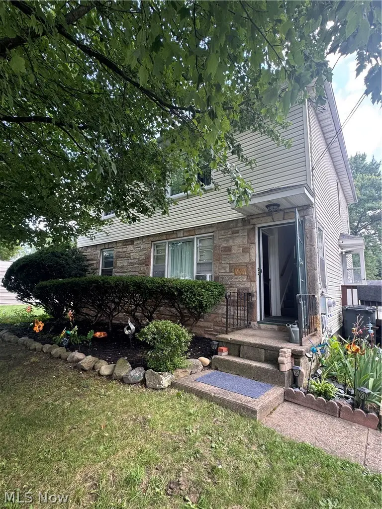 2424 Triplett Boulevard, Akron, OH 44312 - #2