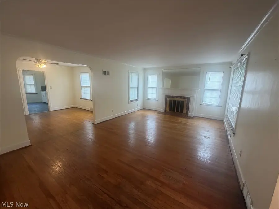 428 W Midlothian Boulevard, Youngstown, OH 44511 - #3