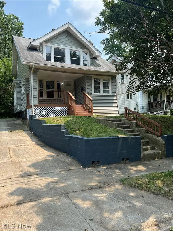 1101 Laurel Avenue, Akron, OH 44307