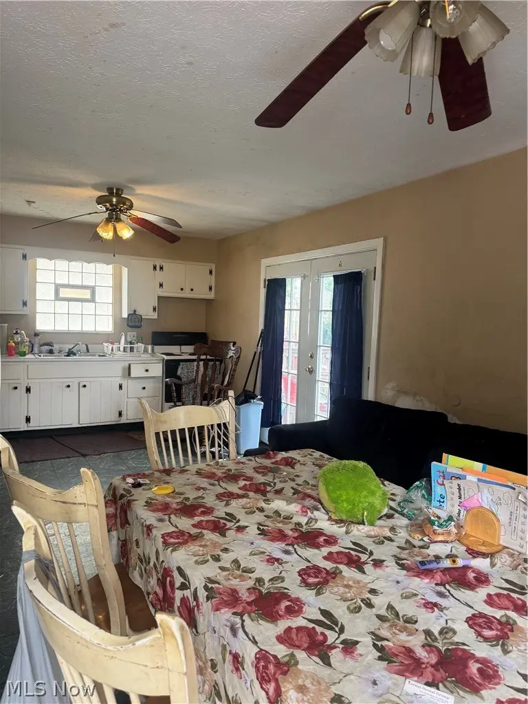 919 Independence Avenue, Akron, OH 44310 - #3
