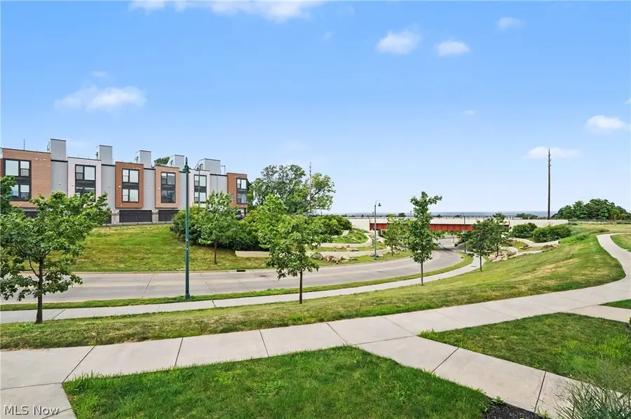 1262 W 70th Street, Cleveland, OH 44102 - #2