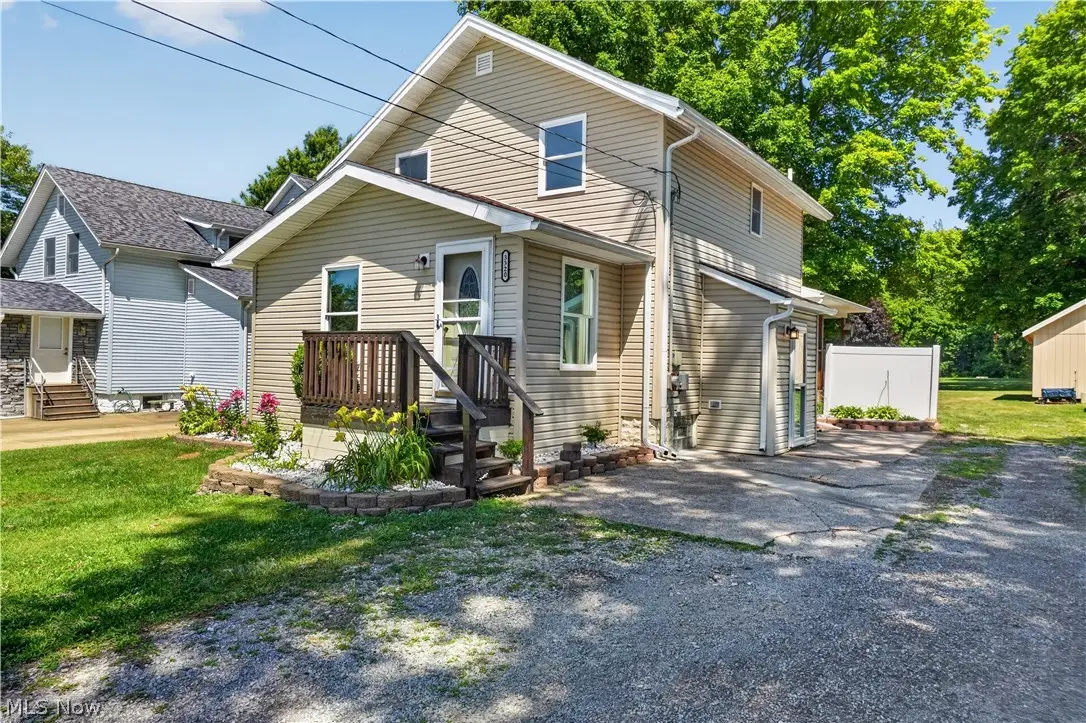 3320 Ridgewood Avenue, Ashtabula, OH 44004 - #1