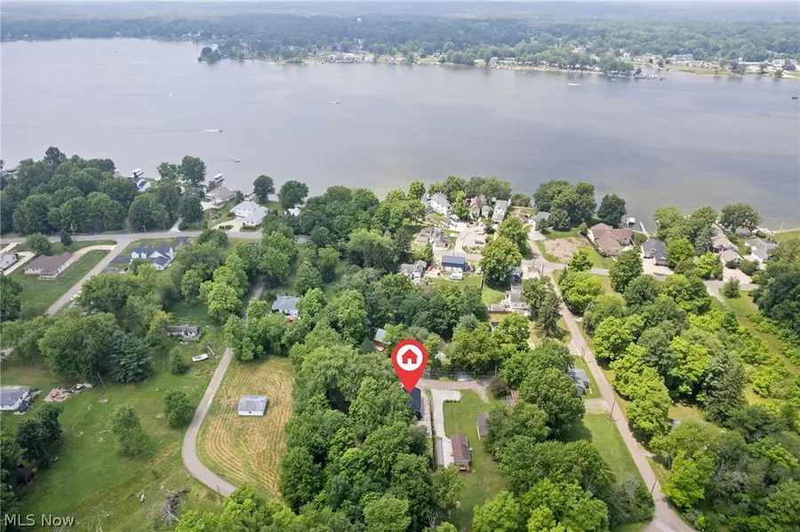 1499 Beachview Drive, Lake Milton, OH 44429 - #2